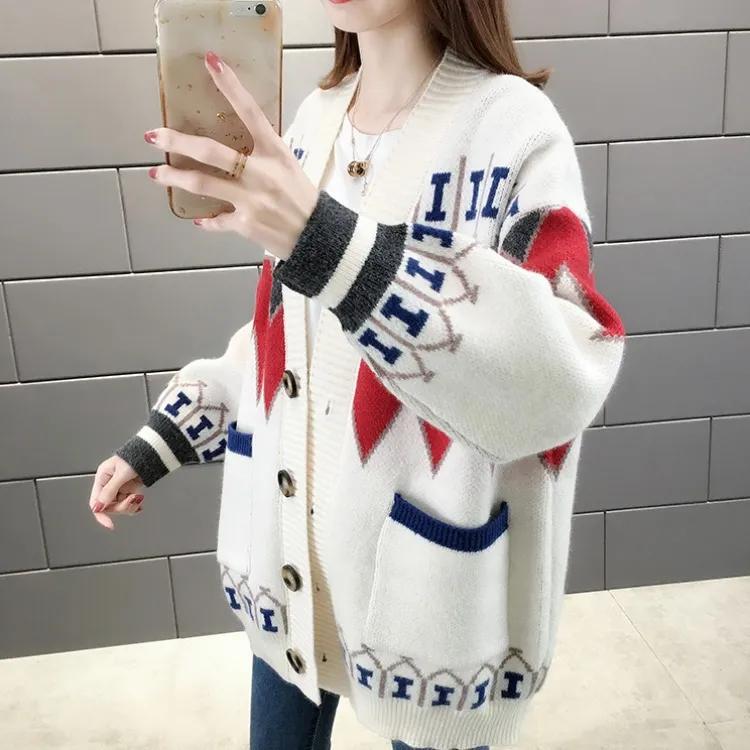 European Goods Western Style Knitted Sweater Coat - White