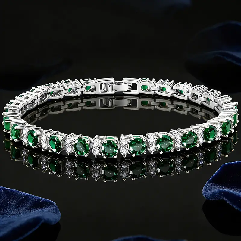 Womens Fashionable Light-Luxury Gold-Plated Zircon Bracelet