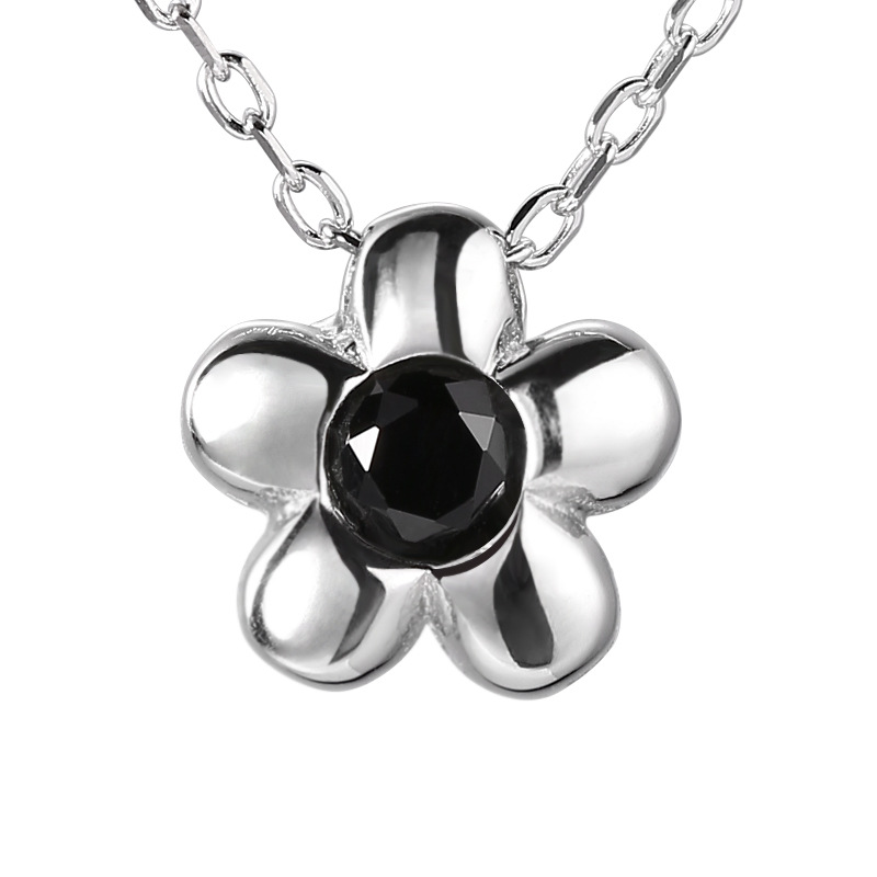 Flower Inlaid Black Diamond Necklace Pendant