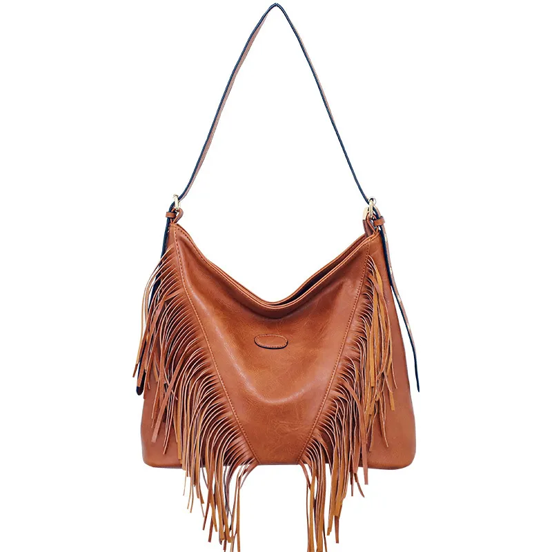 European And American Leisure Large Capacity Rivet Shoulder Messenger Bag For Women - Brown