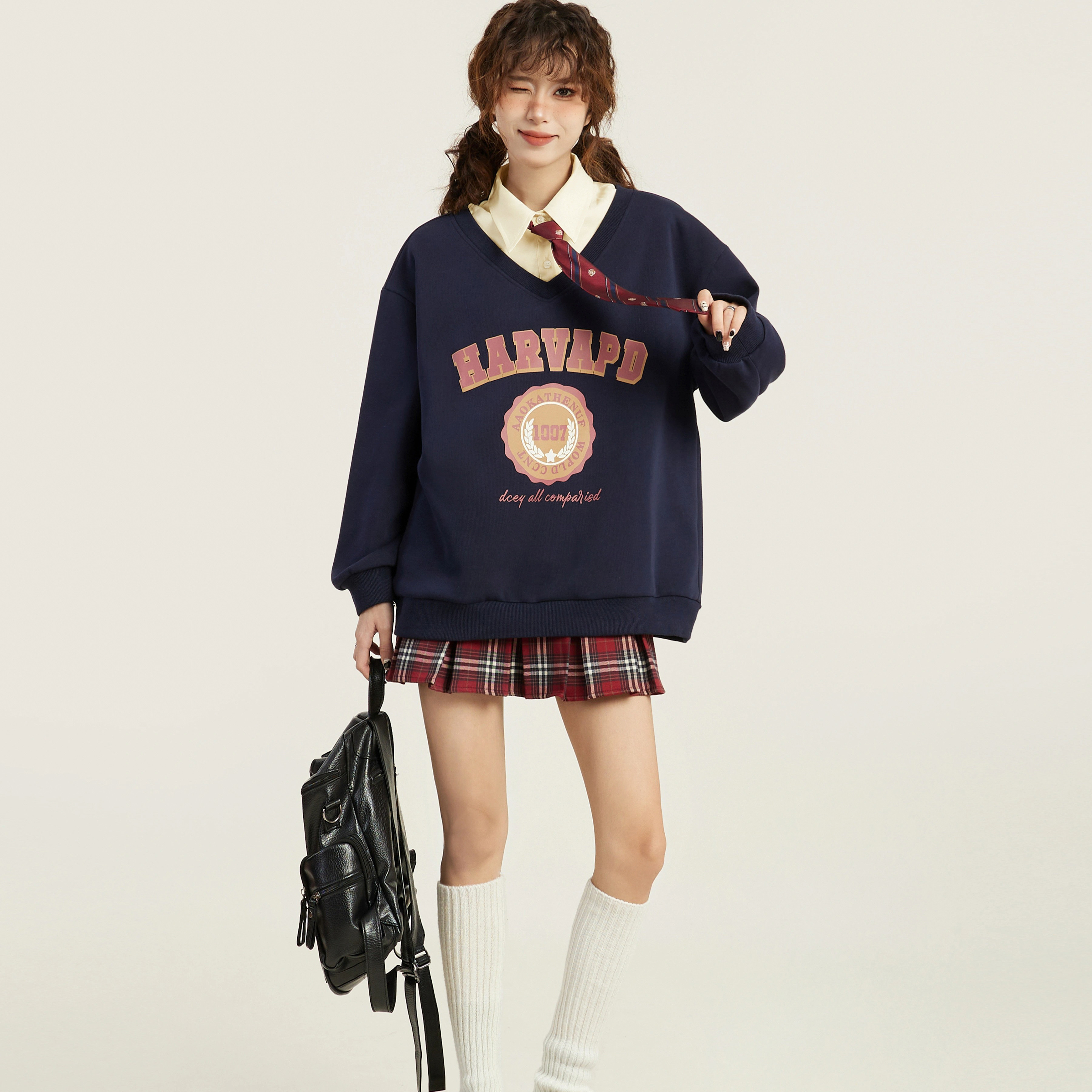 American Retro Fake Two-piece V-neck Non-hoodie Pullover Sweater