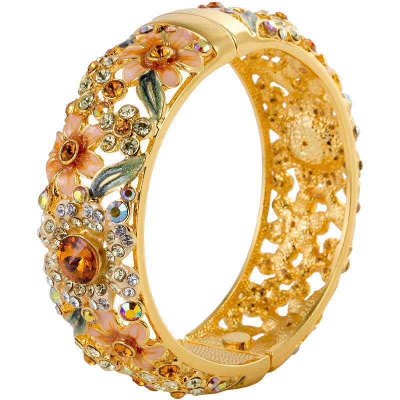 Womens Diamond-encrusted Full-circle Bracelet