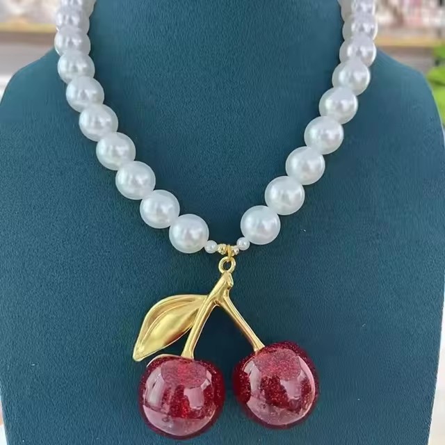 Heart-shaped Beaded Large Cherry Hot Sale Chain
