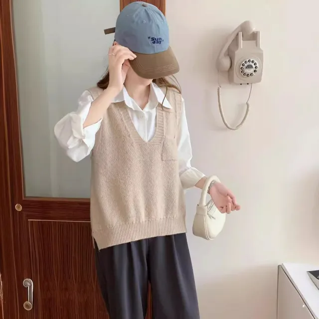 Casual Girly Style Pocket V neck Sleeveless Vest Apricot - Shop at LoveMi