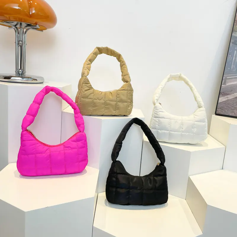 Fashion Simple One Shoulder Underarm New Moon Bag Women's
