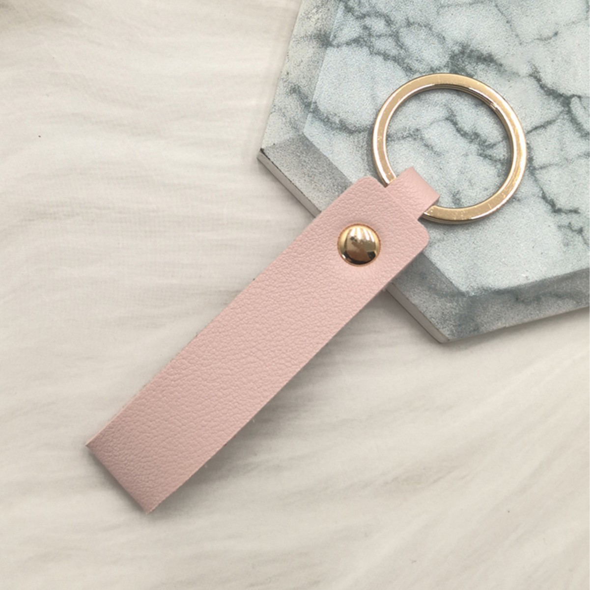 https://cf.cjdropshipping.com/quick/product/6efce73e-82a6-4b96-a199-bbde44499d8a.jpg