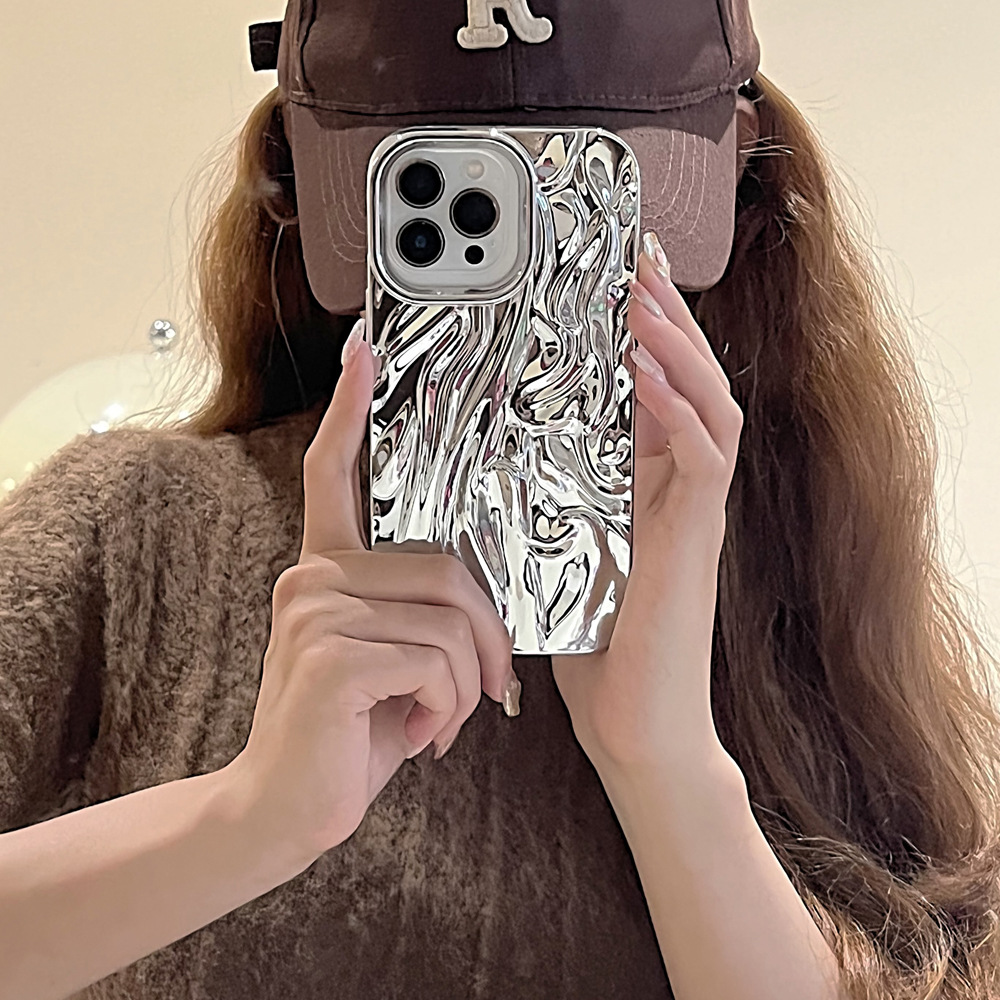 Three-dimensional Pleated Pattern Soft Phone Case - Image 18