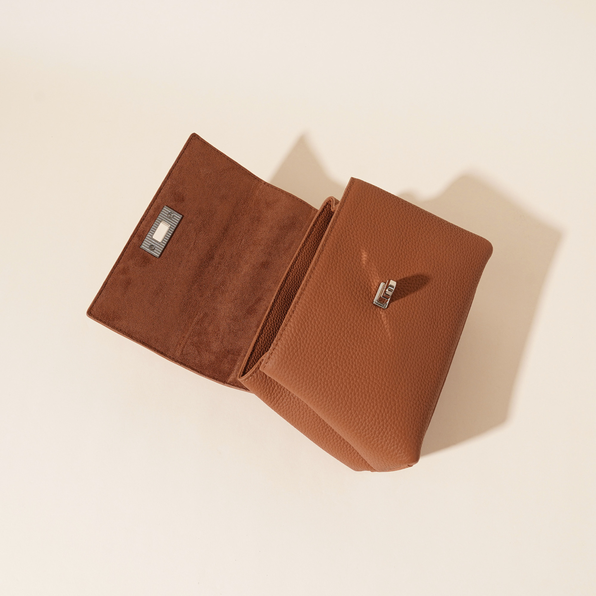 Buy Women's Clothing Online | Buy Trending Dresses for Women