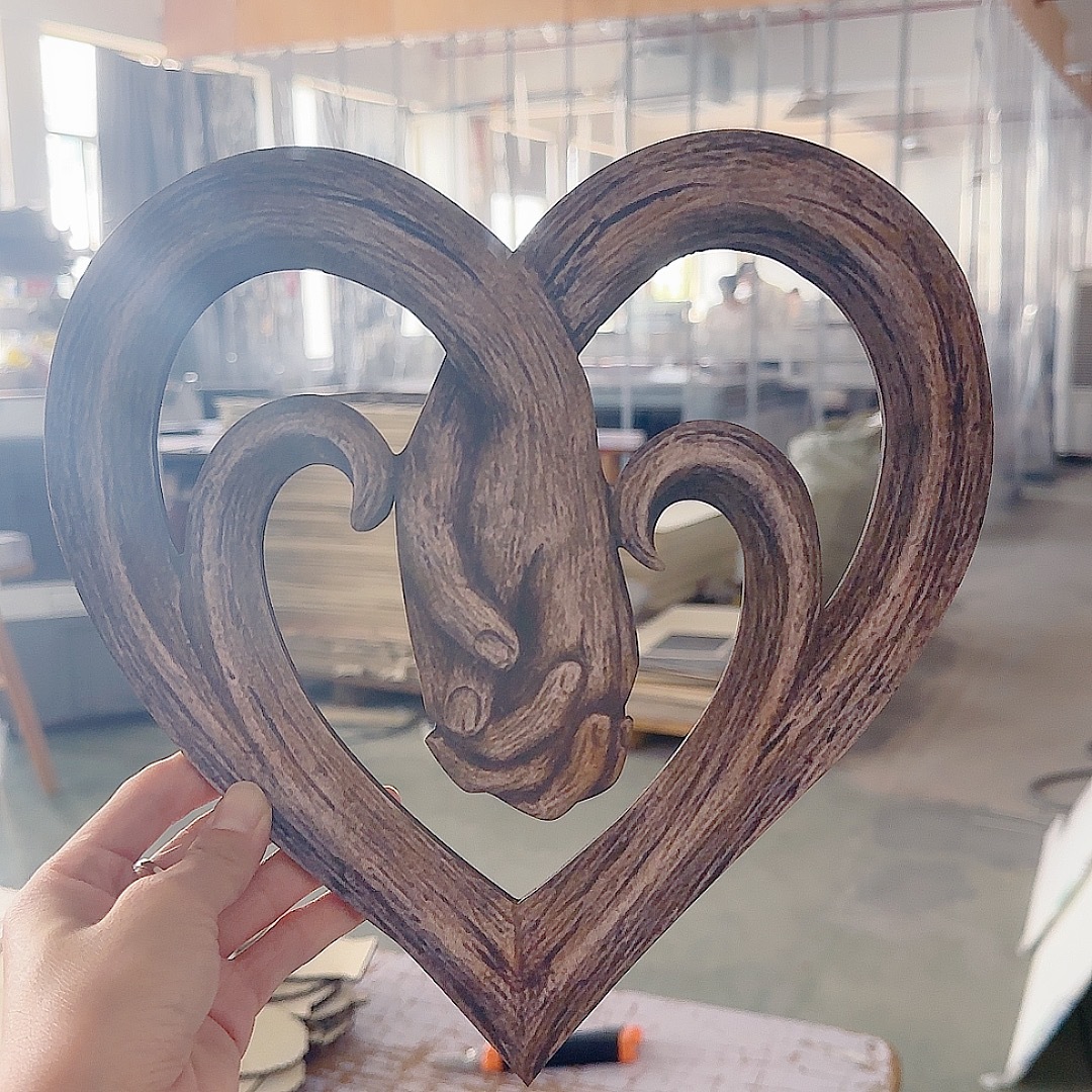 Hand-in-hand Heart Wall Decor Decorative Art Piece  Gift Item  Craft Ornament  Wooden Hanging Decoration