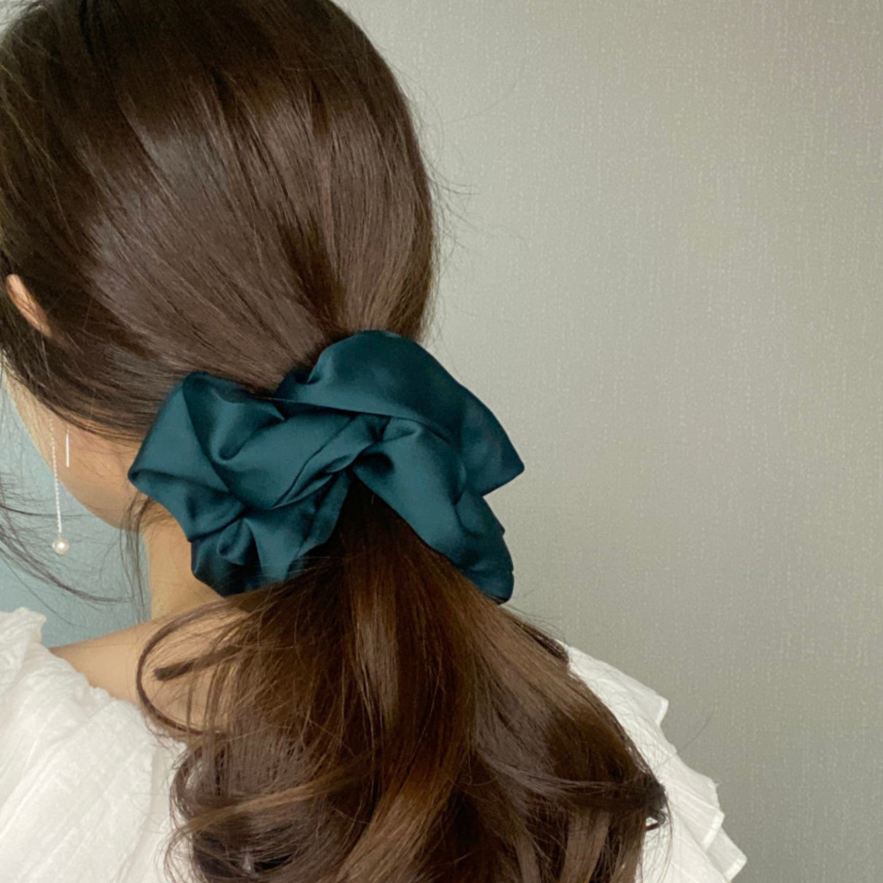 Title 22, Simple Female Fashion Personality Satin Hair Ri...