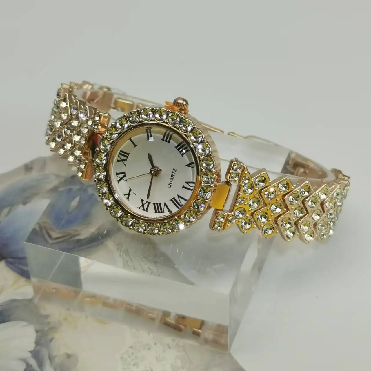 Fashion Business Versatile Diamond-studded Starry Sky Quartz