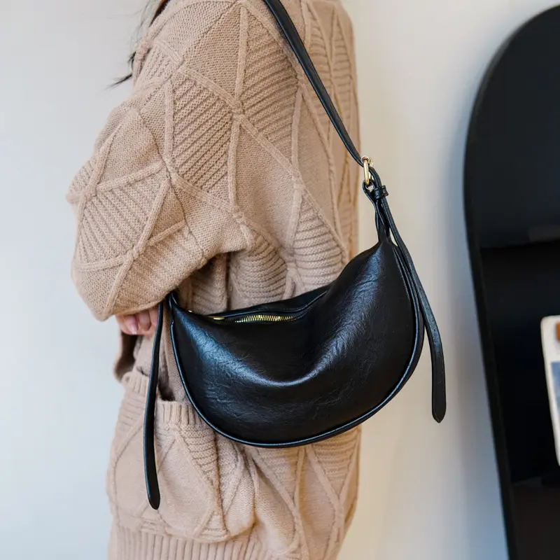 Stylish Premium-feel Versatile Casual Crossbody Dumpling Bag