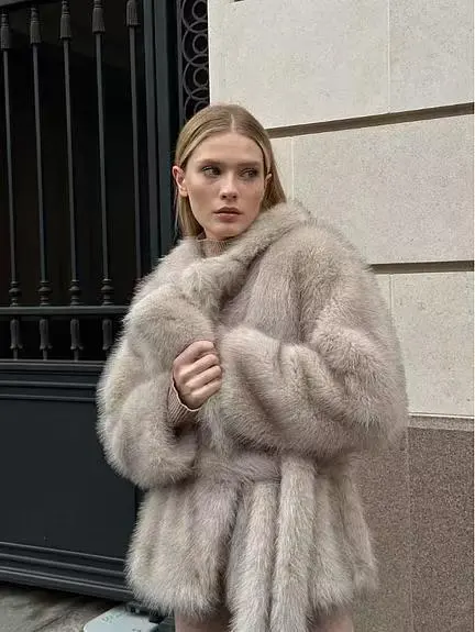 Polo Collar Plush Loose Environmental Protection Coat Dyed Tip Color - Shop at LoveMi