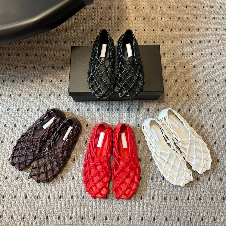 Retro Flat-bottomed Genuine Leather Woven Hollow-out Peep-toe Pumps