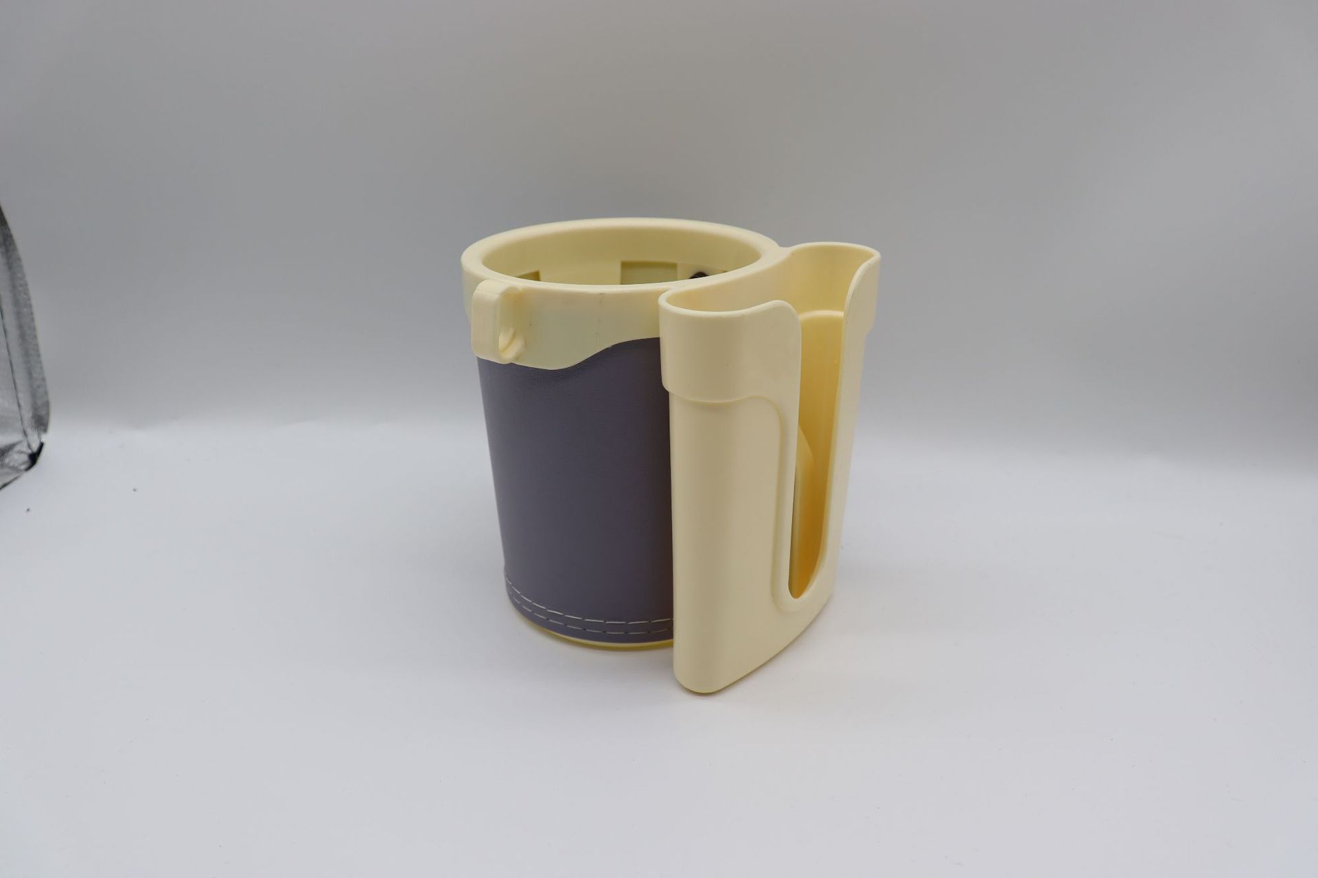 Milk Yellow Cup Gray