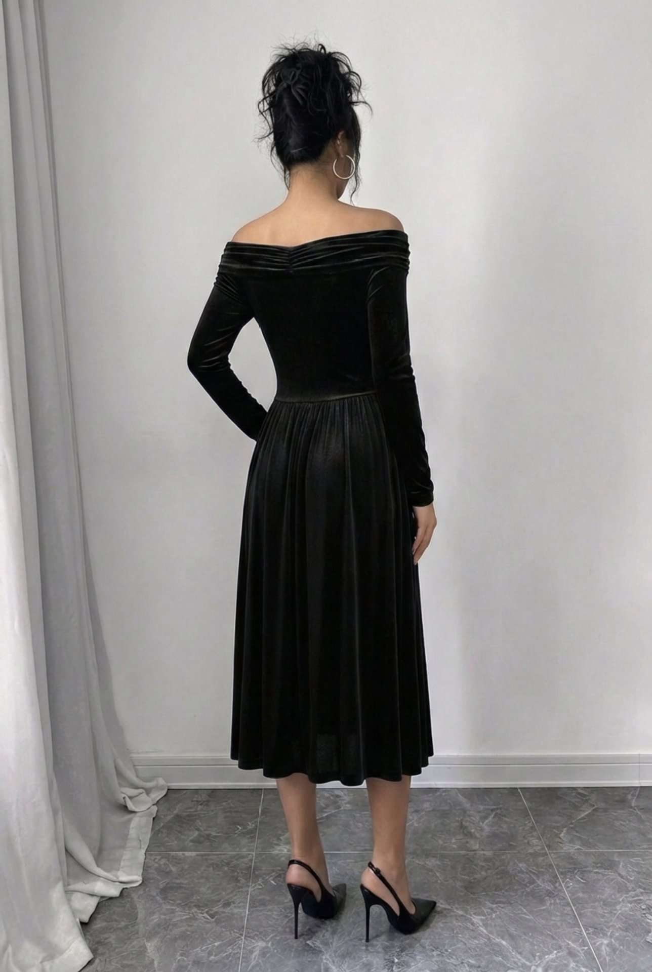 Buy Women's Clothing Online | Buy Trending Dresses for Women