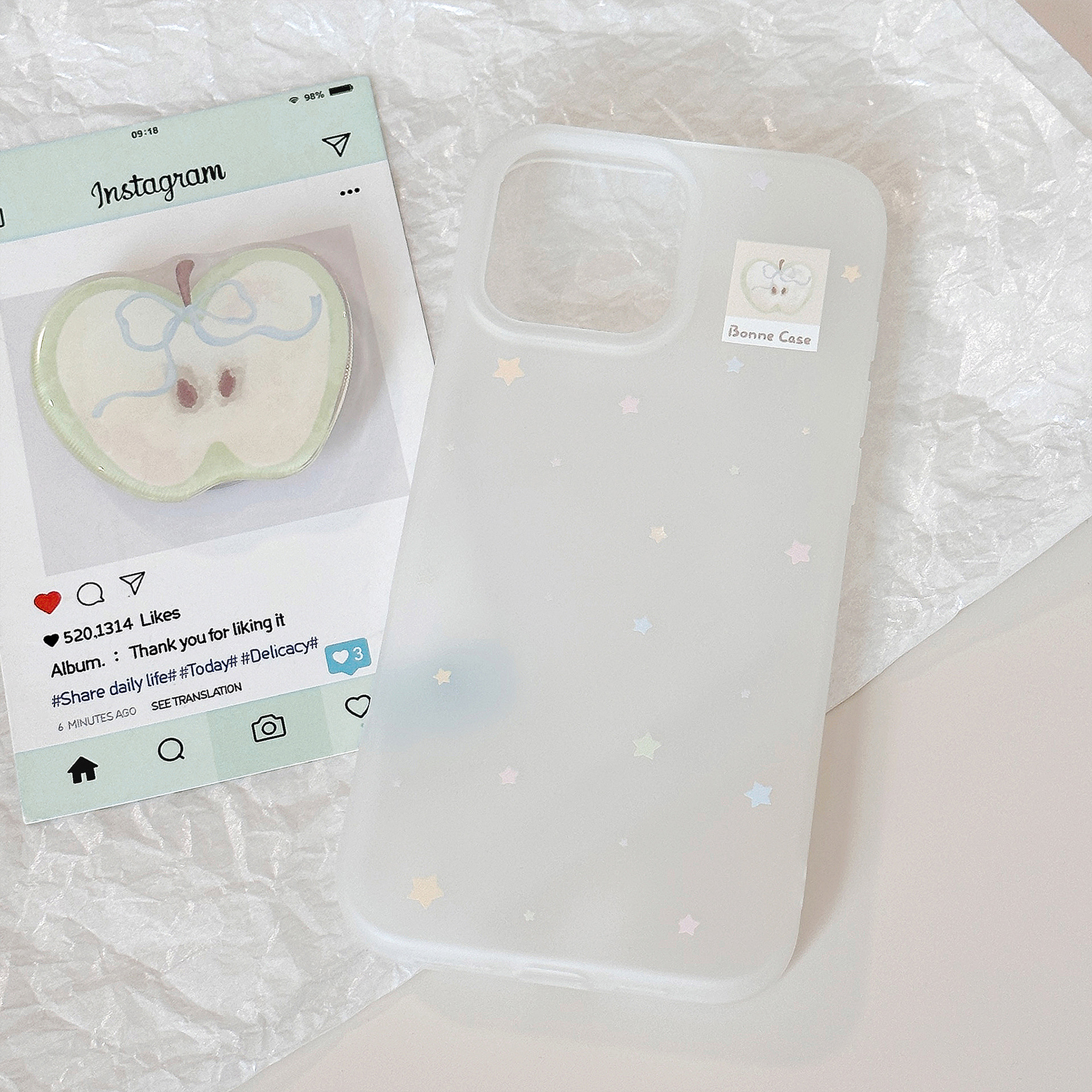 Stylish Graffiti Silicone Phone Case With A Chain For A Niche Look