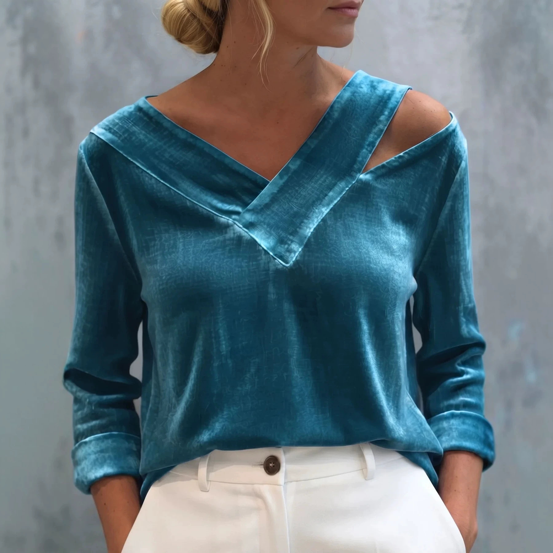 New Off-shoulder V-neck Solid-color Long-sleeve Top