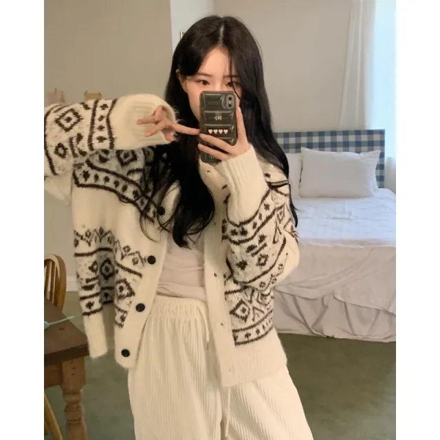 Casual Women's Sweater Geometric Pattern Round Neck Knitted Cardigan Beige - Shop at LoveMi