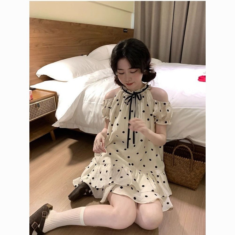 Women's Sweet Polka-dot Self-tie Off-shoulder Halter Dress
