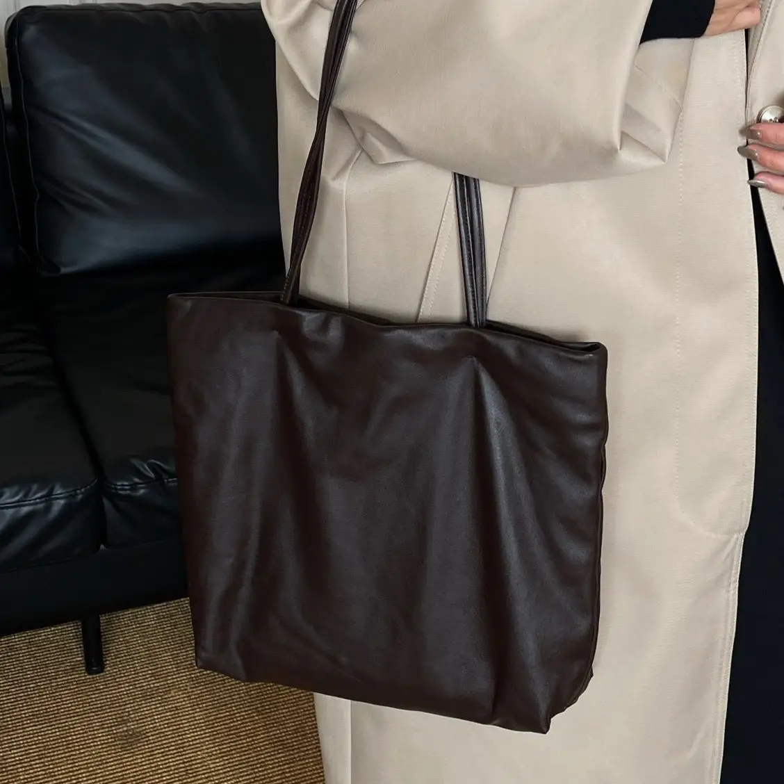 Premium High-Capacity Full-Grain Leather Minimalist Tote Bag