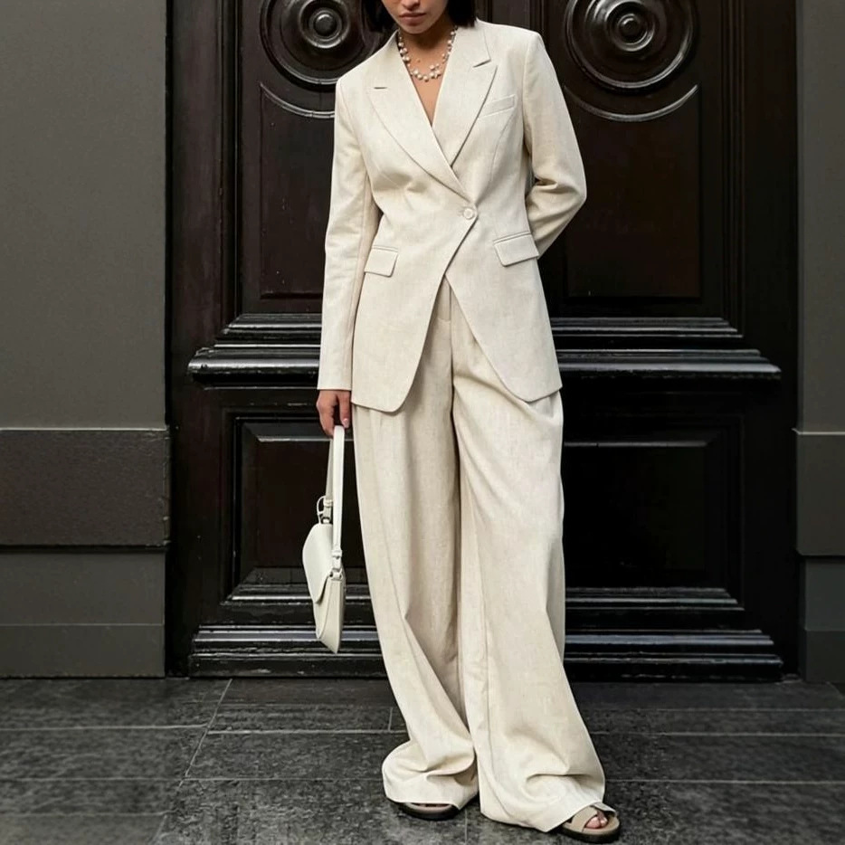 New Solid-color Buttoned Suit For Women