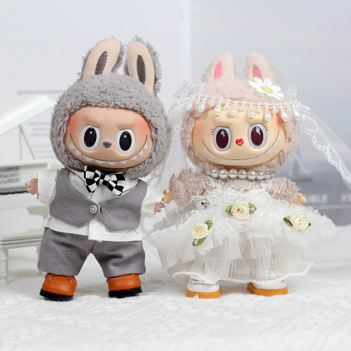 Vinyl Pendant Doll Dress Wedding Dress