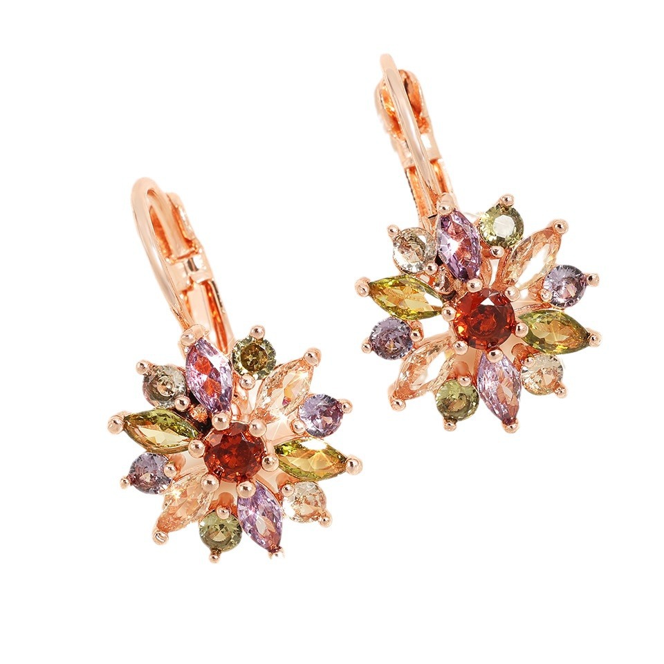 Fashion Exquisite Snowflake Fine Zircon-embedded Earrings Women's Simple