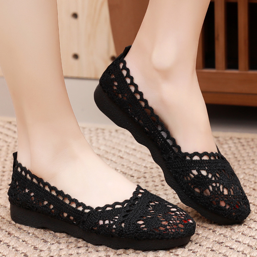 Womens Old Beijing-style Breathable Ethnic Hollow-out Lace Flat Shoes