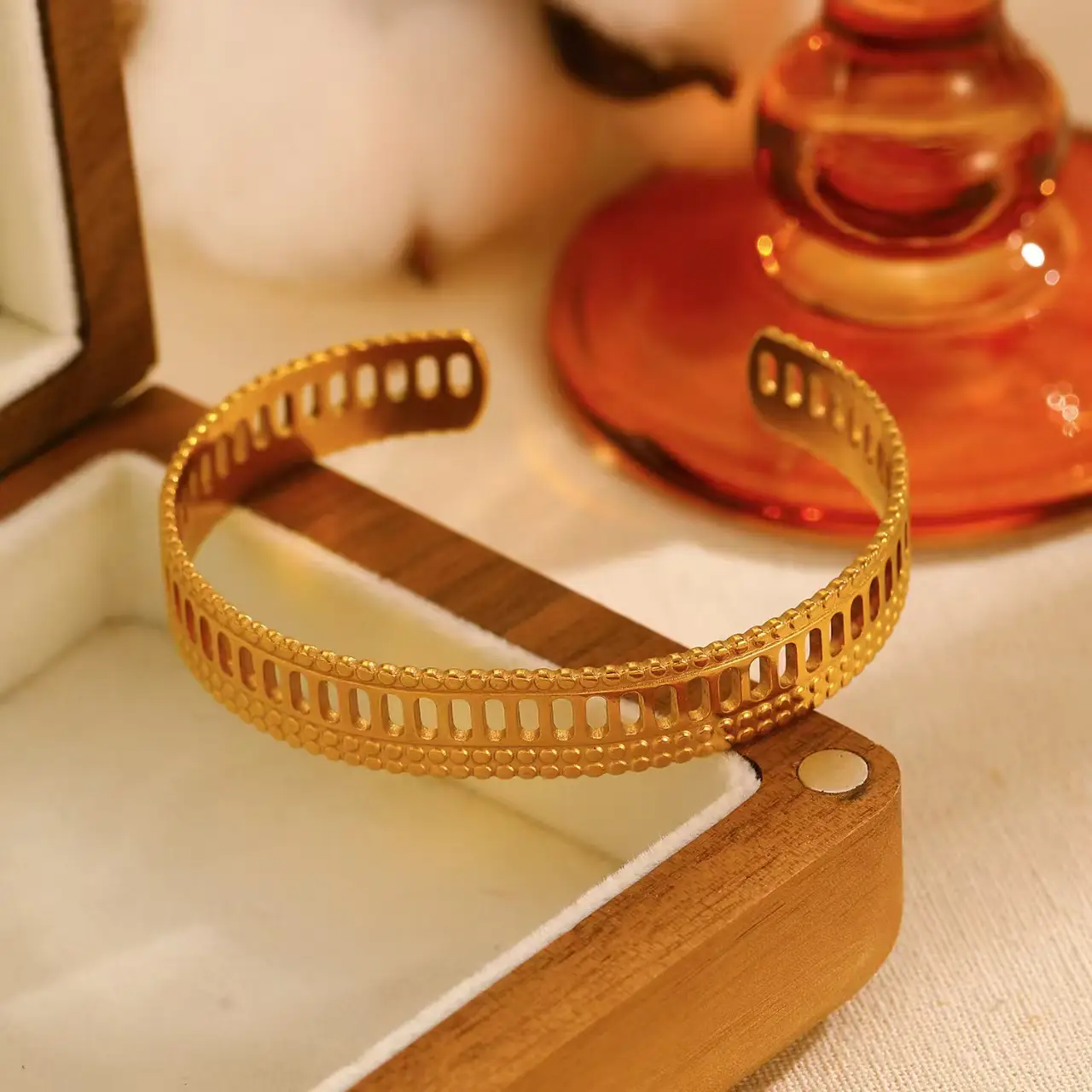 European And American Open Adjustable Hollow Dot Stainless Steel Bracelet