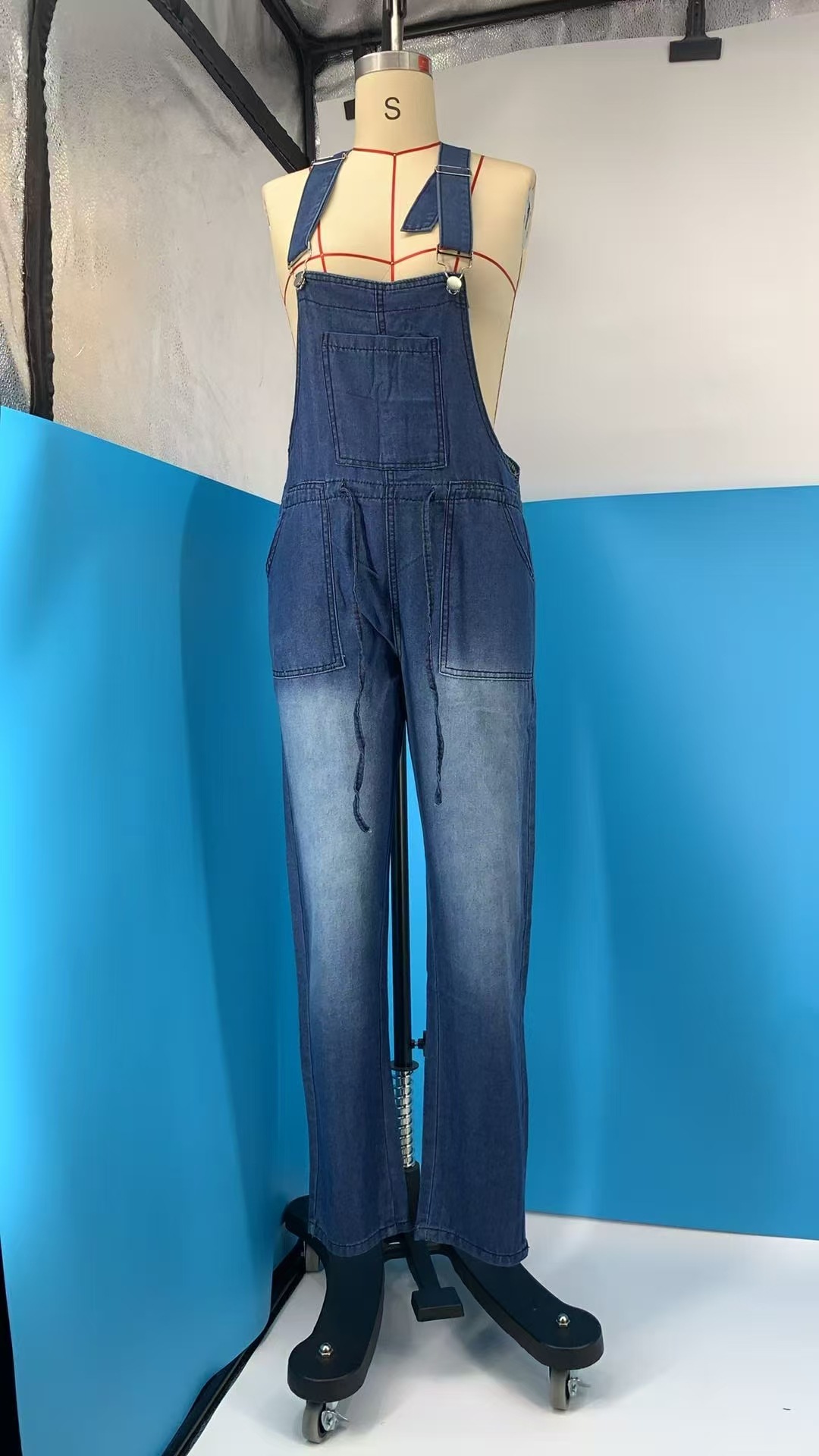 Women's cotton wide-leg overalls – dark blue styled casual outfit
