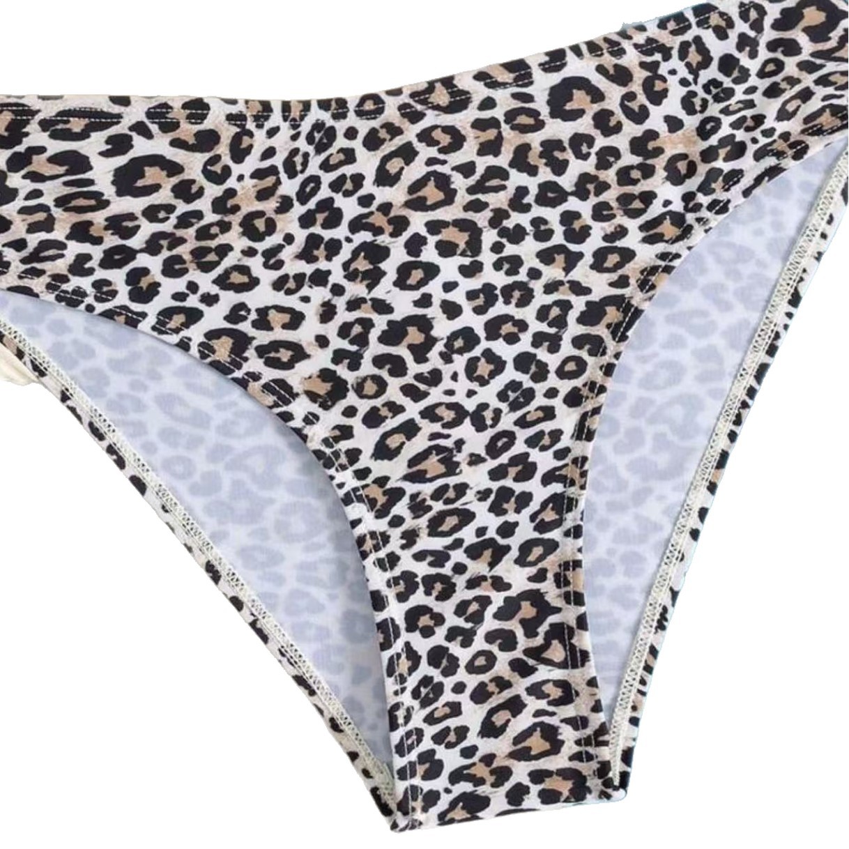 Stylish Resort Spa Style Rivulet Pattern Beach Swimsuit Set
