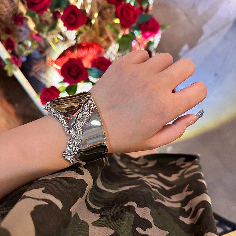 Simple Wide Face Bracelet For Women