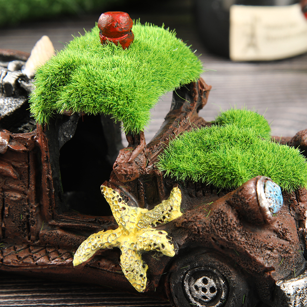 Aquarium Landscape Decoration Flocked Car Wreckage Resin Ornament detail photo 7