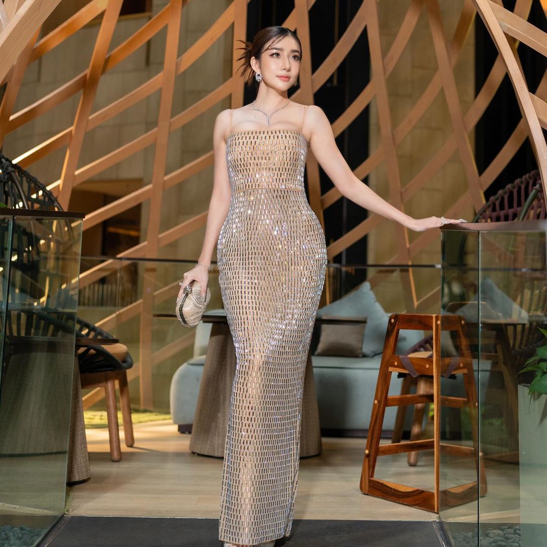 Ladies' Banquet Evening Gown Tube Top Dress
