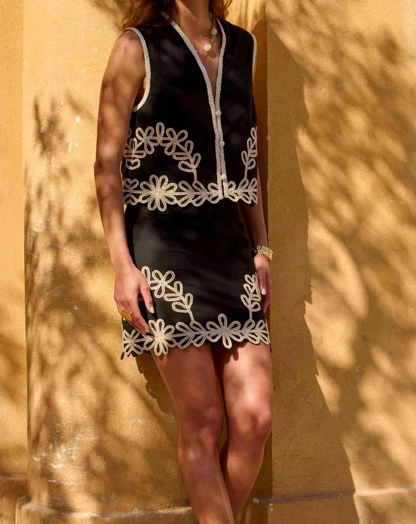 Women's Fashion Personalized Embroidery Dress Suit