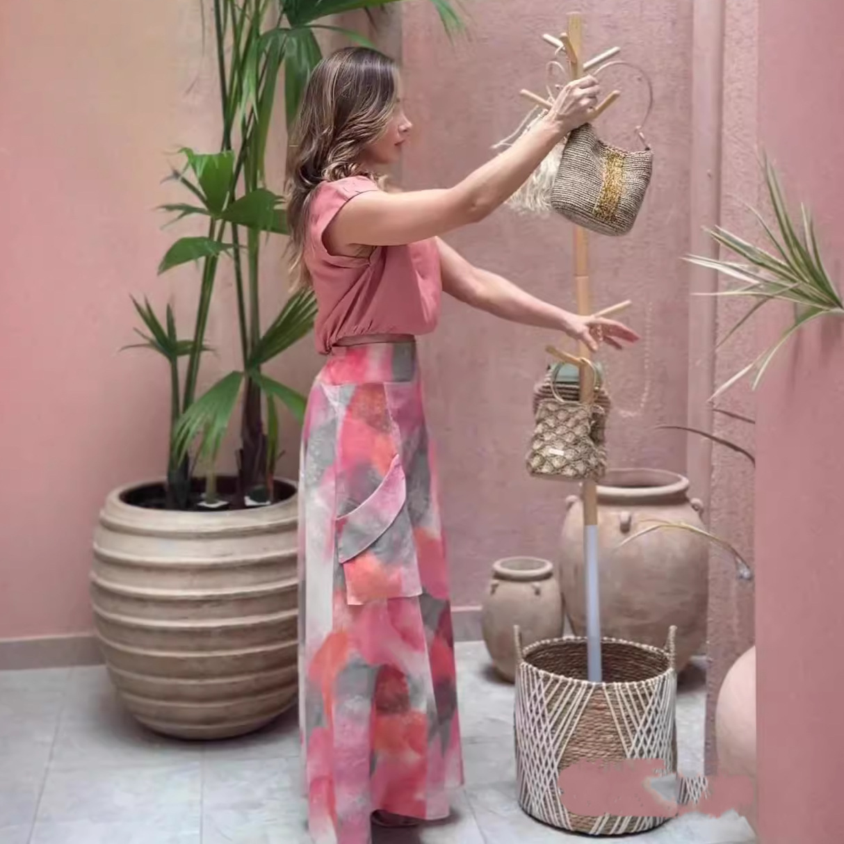 Summer Sleeveless Top Fashion Printed Big Hem Skirt Two-piece Set