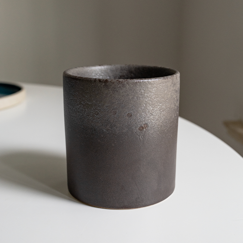 Black red glazed cup