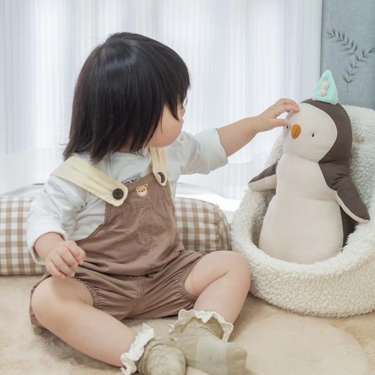 Title 3, Cute Pillow Baby Comfort Fabric Penguin Doll