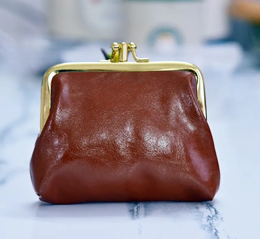Retro Double-Layer Compact Oil Wax Leather Wallet