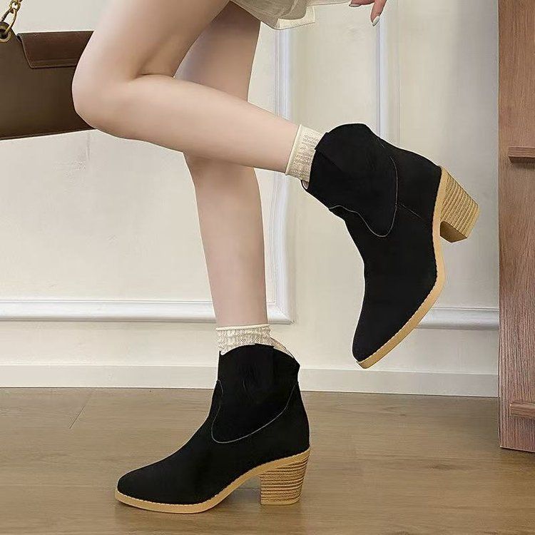 Women’s Retro Sock Cuff Booties