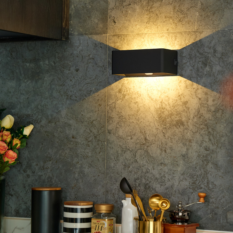 مصباح حائط LED لاسلكي بشحن USB