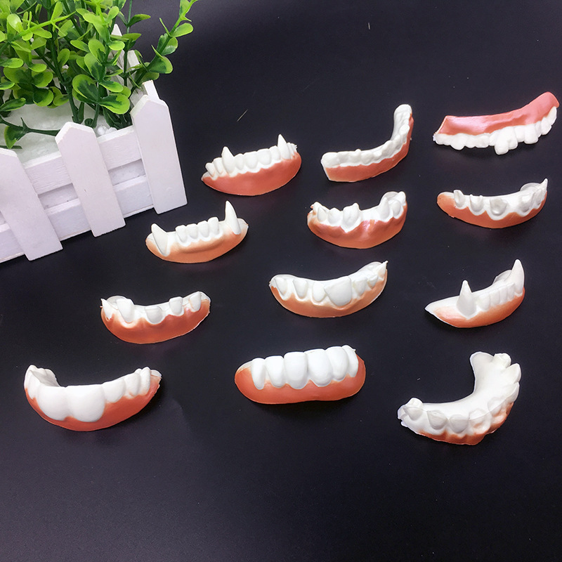 Prank Toy Vampire Teeth