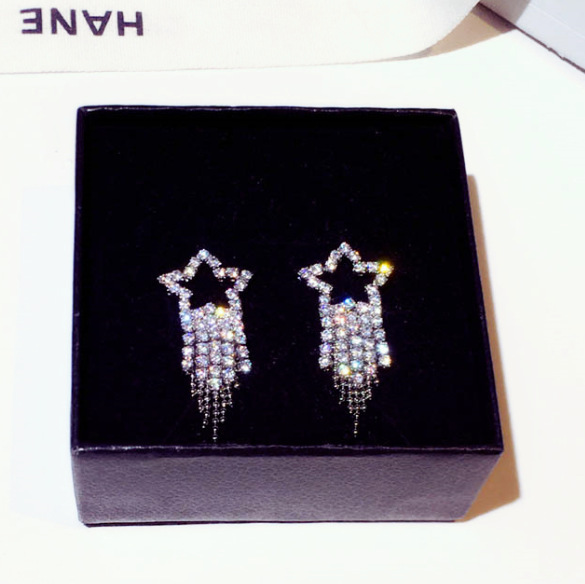 New Fashion Elegant Silver Pin Earrings