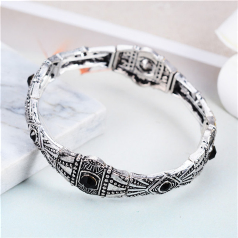 Title 3, Unisex Geometric Boho Vintage Alloy Bracelet