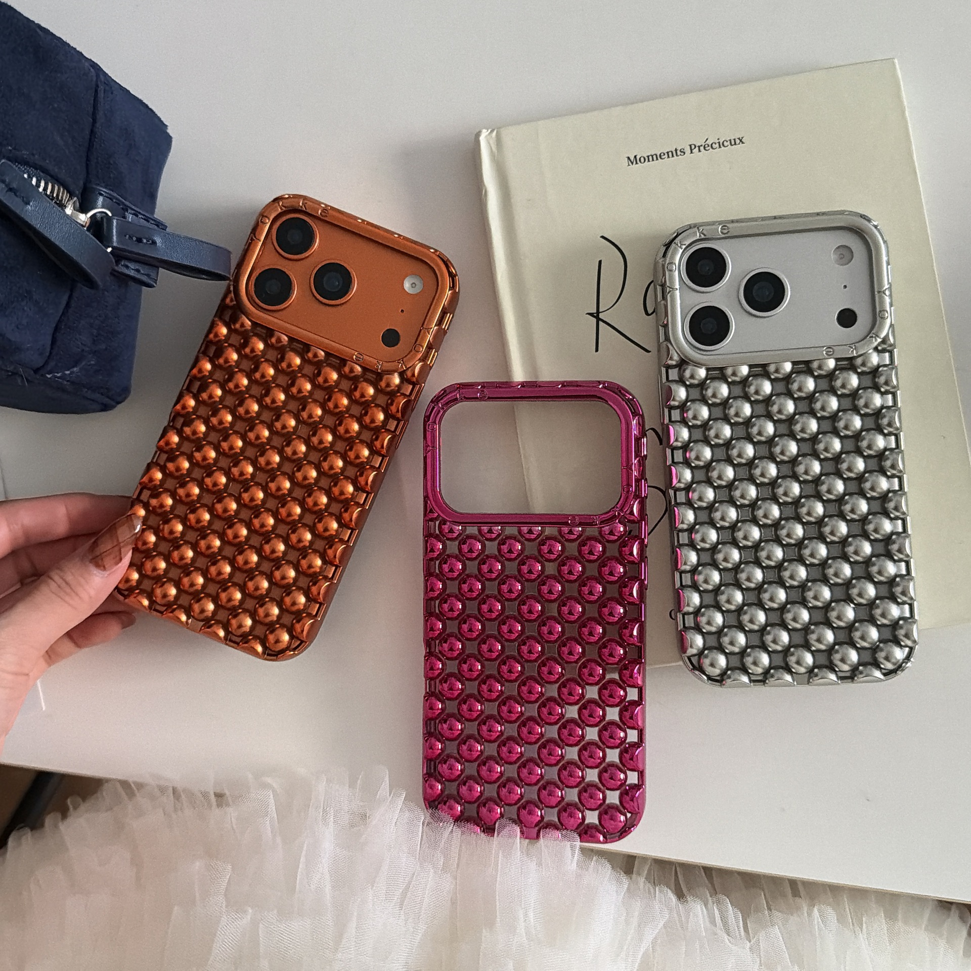 New Electroplated Solid-color Hollow Bead Phone Case