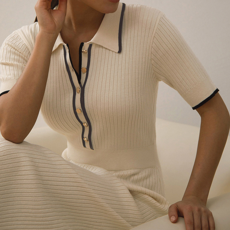 Gentle Color-contrasting Stripe Polo Collar Sunken Stripe