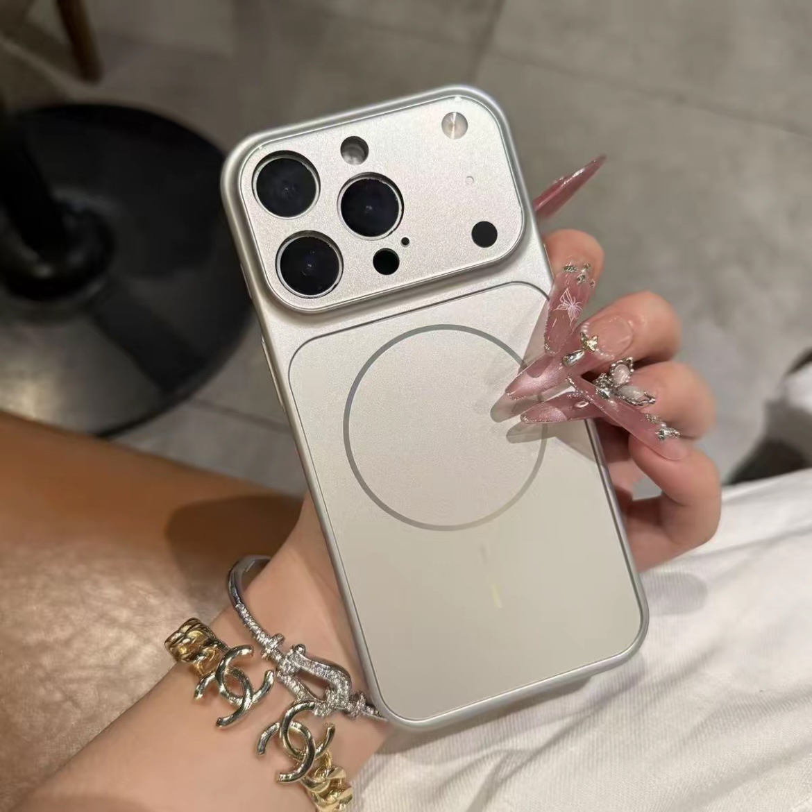 Solid Color All-inclusive Magnetic Phone Case Nano Frosted Glass For Magsafe Phone Case For I Phone 17 Air 16 15 14 13 Pro Max Magnetic Wireless Charge Armor Cover - Image 6