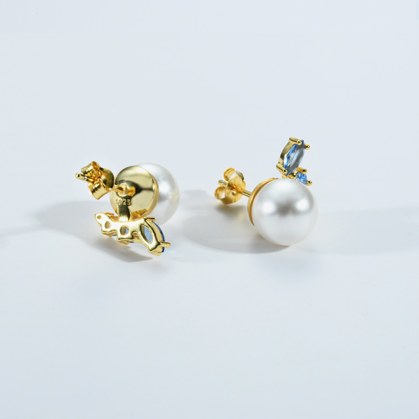 Women's Pearl Zircon Pear-shaped Stud Earrings