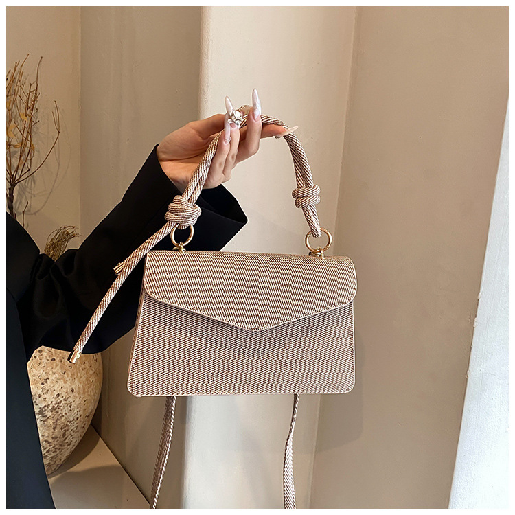 Buy Women's Clothing Online | Buy Trending Dresses for Women